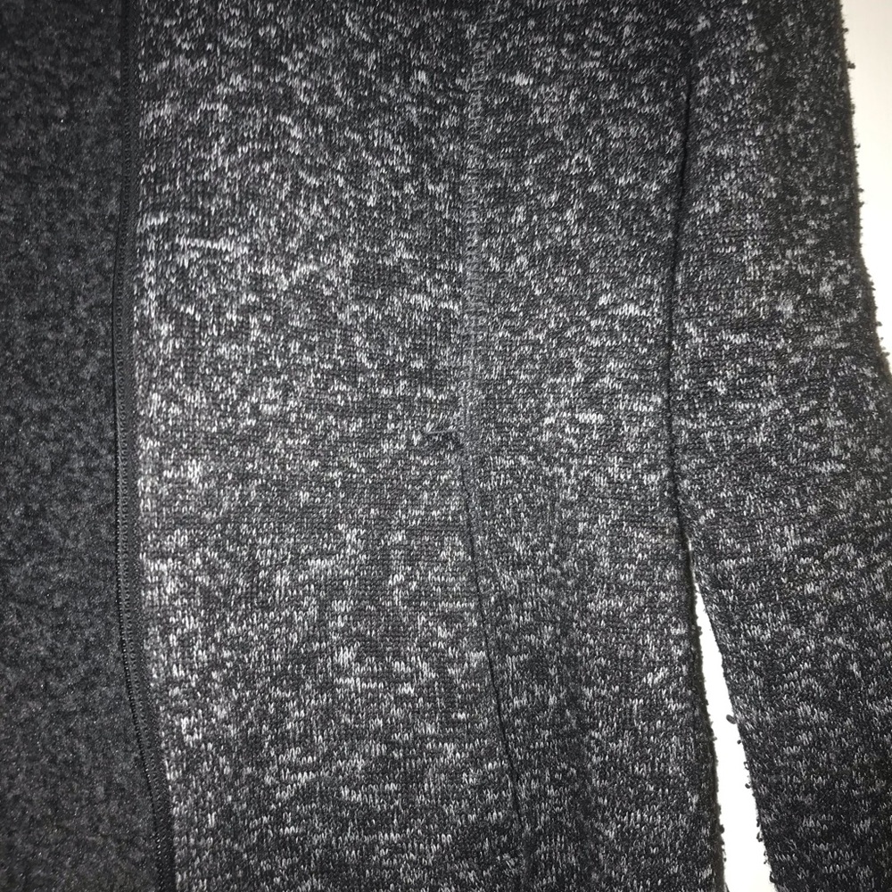 Fleece jackets with inner & outer pockets - Picture 3 of 3